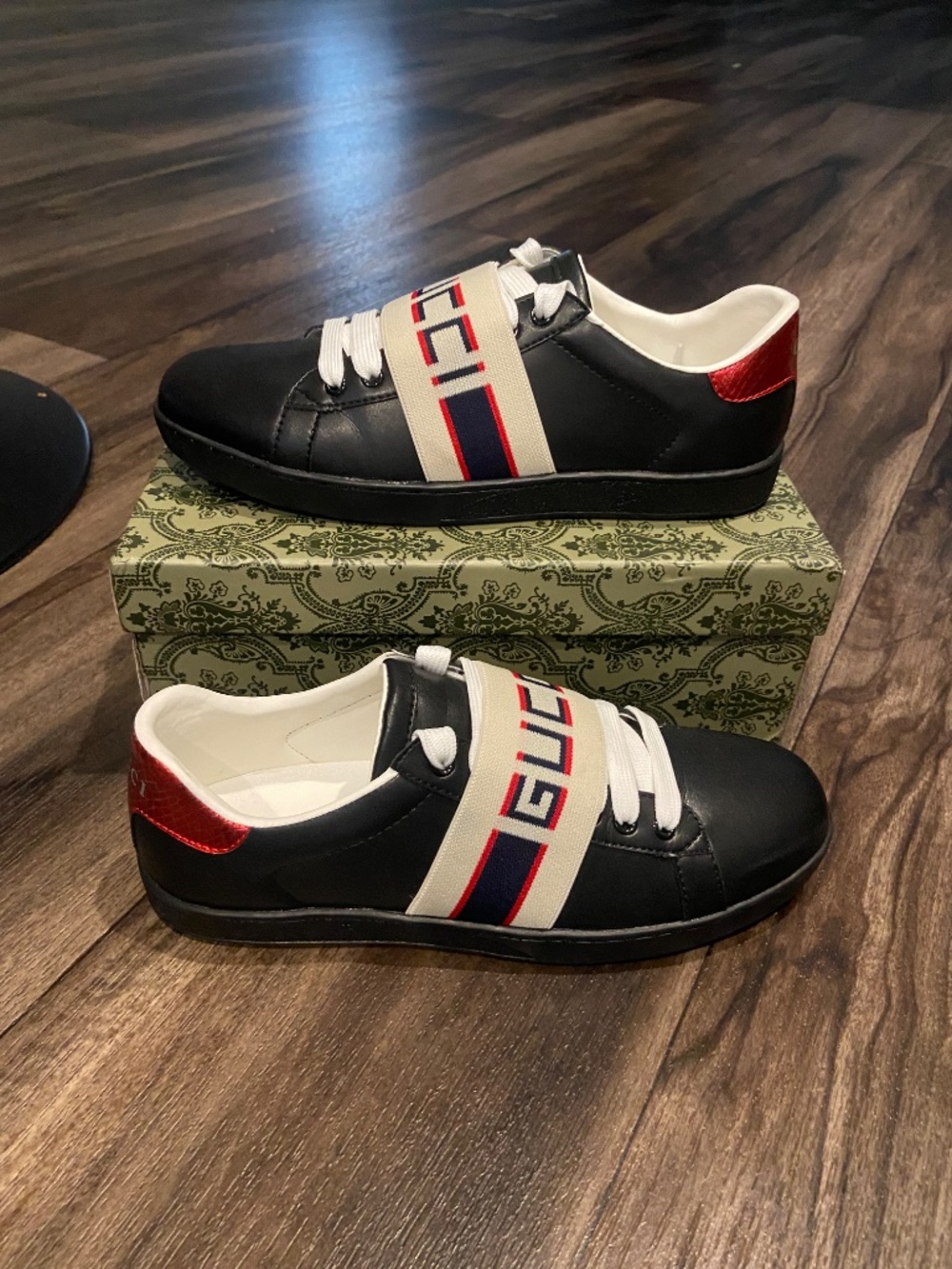 Shoes - Picture 3 of 8